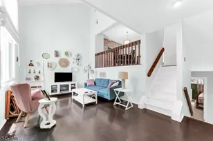111 Alpine Ct, Stanhope, NJ 07874 - Photo 5