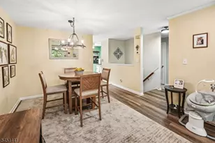 705 Thoreau Ct, Mahwah, NJ 07430 - Photo 5