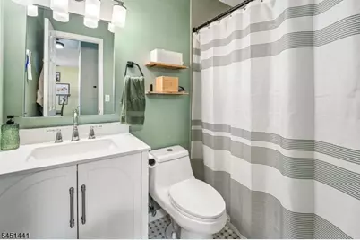 705 Thoreau Ct #705, Mahwah, NJ 07430 - Photo 9