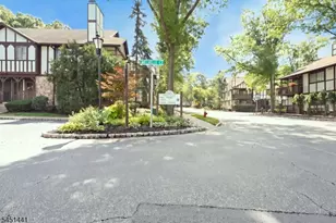 705 Thoreau Ct, Mahwah, NJ 07430 - Photo 13