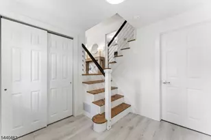 8 Crest Dr, Bridgewater Twp., NJ 08805 - Photo 3