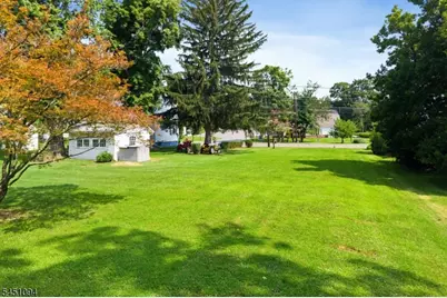 65 Washington St, Rocky Hill, NJ 08553 - Photo 27