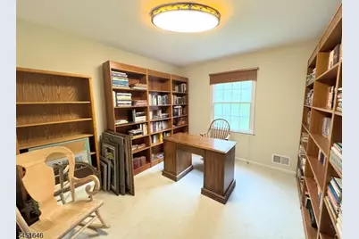 80 Plum Brook Rd, Raritan Township, NJ 08822 - Photo 33