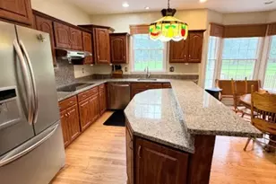 80 Plum Brook Rd, Raritan Township, NJ 08822 - Photo 11