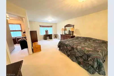 80 Plum Brook Rd, Raritan Township, NJ 08822 - Photo 21