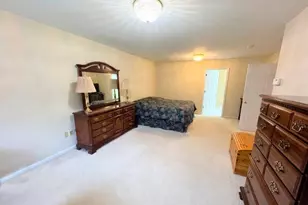 80 Plum Brook Rd, Raritan Township, NJ 08822 - Photo 23
