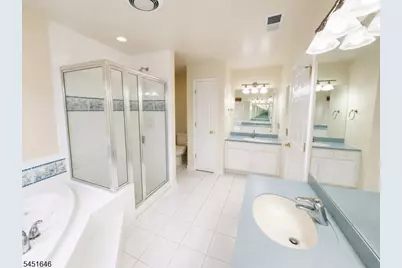 80 Plum Brook Rd, Raritan Township, NJ 08822 - Photo 25