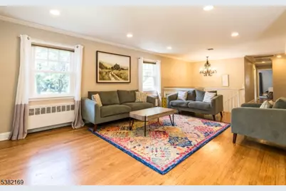 58 West Dr, Livingston, NJ 07039 - Photo 7