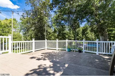 58 West Dr, Livingston, NJ 07039 - Photo 23