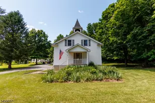 7 Wolfs Corner Rd, Green Township, NJ 07860 - Photo 1