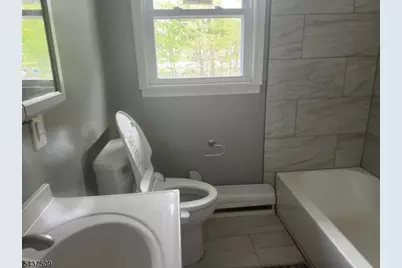 42 Edgewood Ter, Bridgewater, NJ 08807 - Photo 11