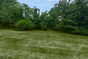 7 Bowfell Ct, Wayne, NJ 07470 - Photo 3