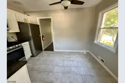 201 E 9th St Unit 1, Plainfield, NJ 07060 - Photo 5