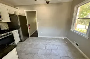 201 E 9th St, Plainfield, NJ 07060 - Photo 5