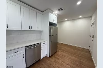 167B Harrison Ave #B2, Montclair, NJ 07042 - Photo 5