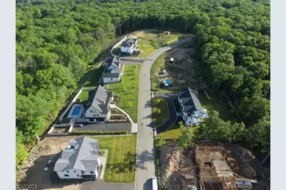 60 Heritage Dr, West Milford, NJ 07480 - Photo 9