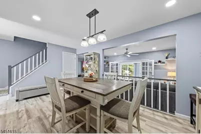344 Constitution Cir, North Brunswick Township, NJ 08902 - Photo 7