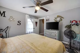 412 Pursel St, Phillipsburg, NJ 08865 - Photo 17