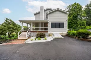 17 Rockaway Valley Rd, Montville Township, NJ 07005 - Photo 5