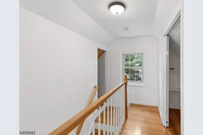 149 Severin Ct, Cranford Township, NJ 07016 - Photo 17