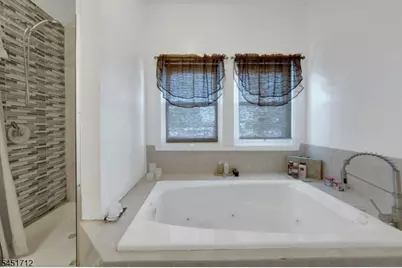 127 N 16th St, East Orange, NJ 07017 - Photo 27