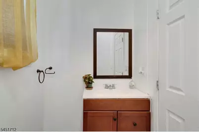 127 N 16th St, East Orange, NJ 07017 - Photo 15
