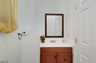 127 N 16th St, East Orange, NJ 07017 - Photo 15