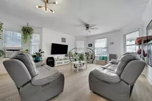 127 N 16th St, East Orange, NJ 07017 - Photo 3