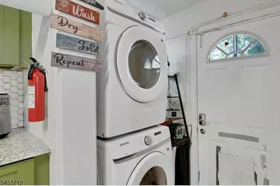 127 N 16th St, East Orange, NJ 07017 - Photo 13