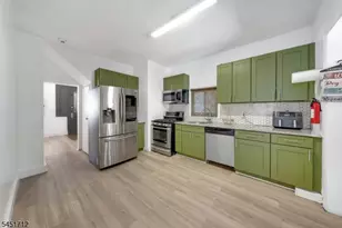 127 N 16th St, East Orange, NJ 07017 - Photo 11