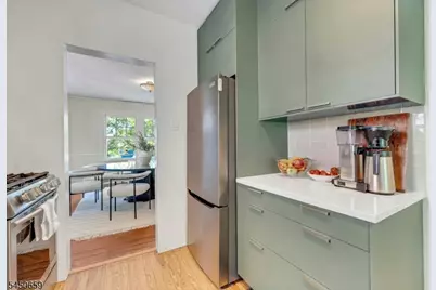 148 Essex Ave, Glen Ridge, NJ 07028 - Photo 9