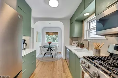148 Essex Ave, Glen Ridge, NJ 07028 - Photo 11