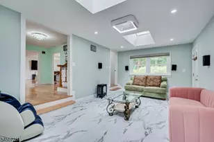 40 Longview Dr, Green Brook Township, NJ 08812 - Photo 17