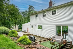 40 Longview Dr, Green Brook Township, NJ 08812 - Photo 43