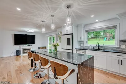 40 Longview Dr, Green Brook Township, NJ 08812 - Photo 11