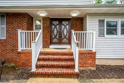 40 Longview Dr, Green Brook Township, NJ 08812 - Photo 3