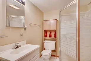 40 Longview Dr, Green Brook Township, NJ 08812 - Photo 37