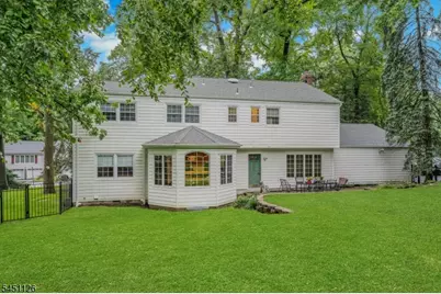 23 Haller Dr, Cedar Grove, NJ 07009 - Photo 21