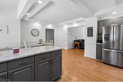 135 E 11th St, Linden, NJ 07036 - Photo 7