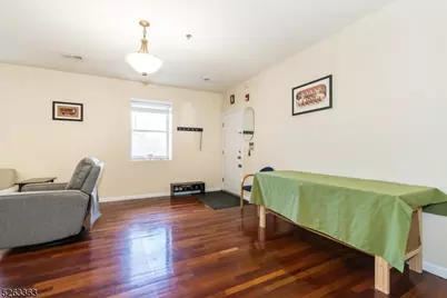 33-37 New York Ave #2A, Newark, NJ 07105 - Photo 7