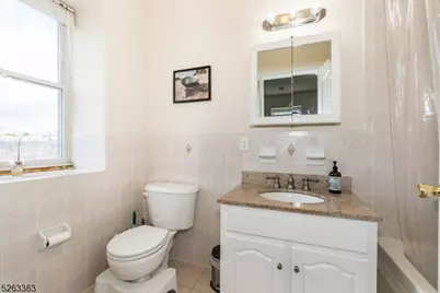 33-37 New York Ave #2A, Newark, NJ 07105 - Photo 21
