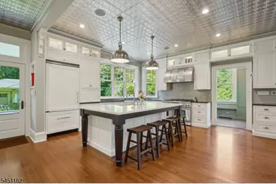 40 Highland Ave, Millburn, NJ 07078 - Photo 11