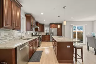 171 Oakridge Ave, Nutley, NJ 07110 - Photo 3