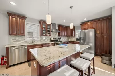 171 Oak Ridge Ave, Nutley, NJ 07110 - Photo 9