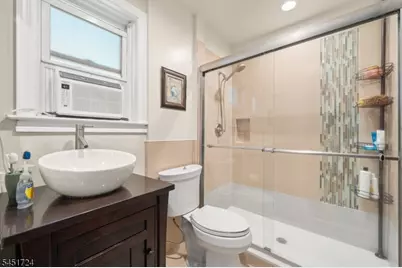 171 Oak Ridge Ave, Nutley, NJ 07110 - Photo 17