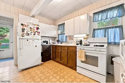 60 Martin Rd, Verona, NJ 07044 - Photo 13