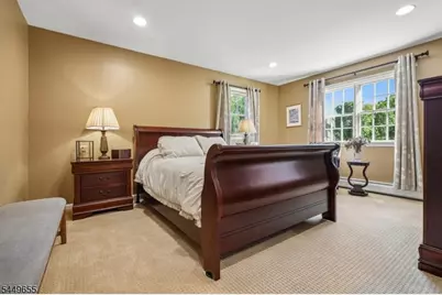 9 Pitcairn Dr, Roseland, NJ 07068 - Photo 29