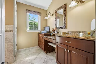 9 Pitcairn Dr, Roseland, NJ 07068 - Photo 27