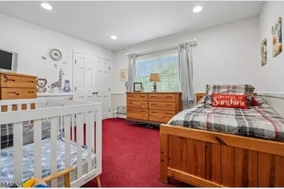 9 Pitcairn Dr, Roseland, NJ 07068 - Photo 31