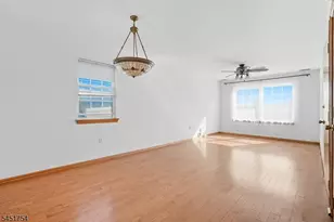 87 Cottage St, Bayonne, NJ 07002 - Photo 3